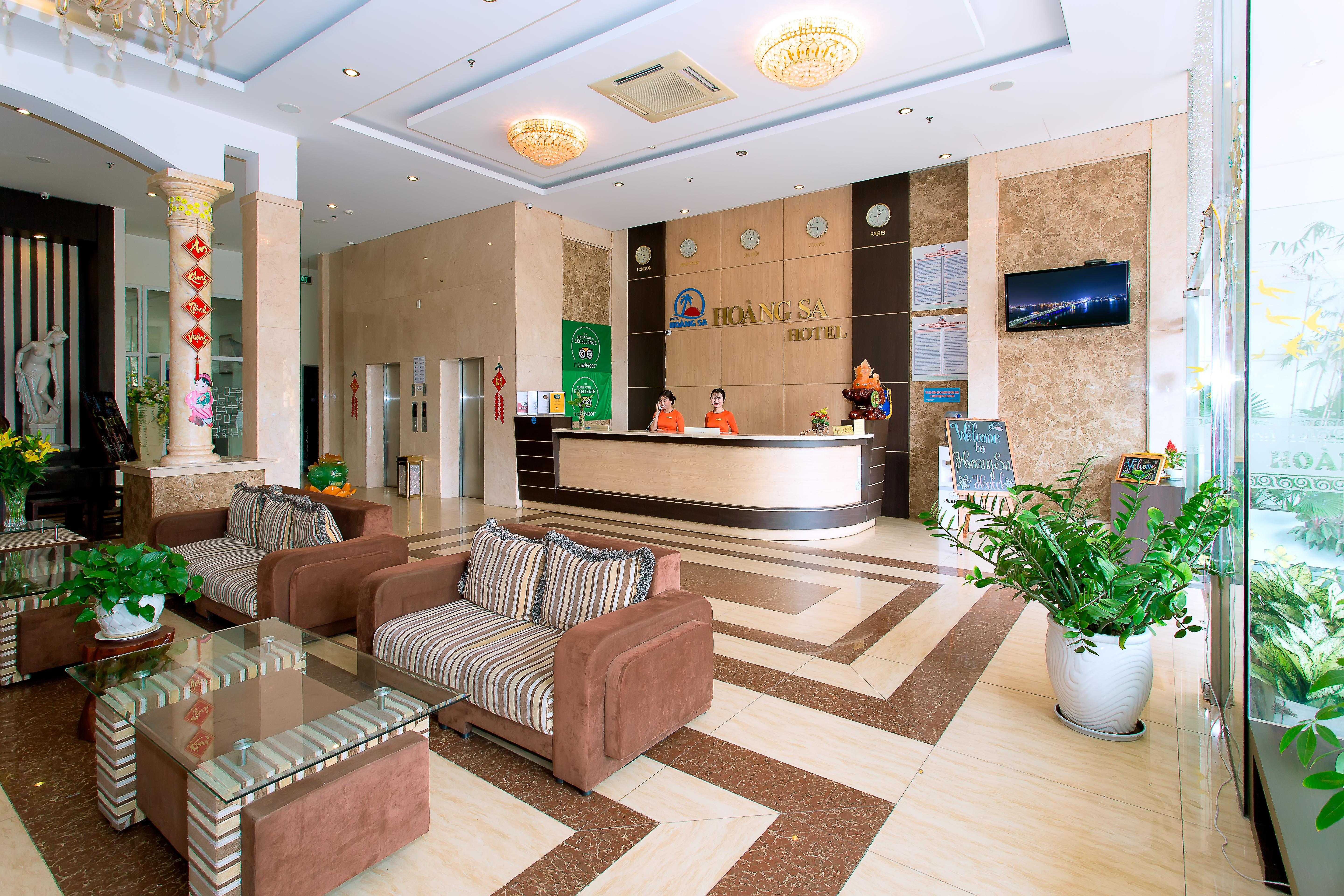 Hoang Sa Khách sạn 3*